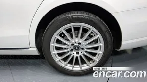 Mercedes-Benz E-Class, 2021 — миниатюра 7