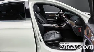 Mercedes-Benz E-Class, 2021 — миниатюра 16
