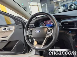 Ford Explorer, 2021 — миниатюра 12