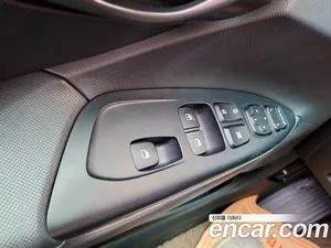 Hyundai Veloster, 2018 — миниатюра 13