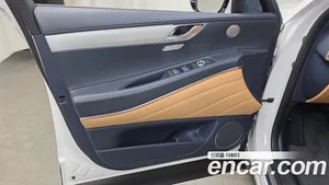Genesis GV80, 2023 — миниатюра 14