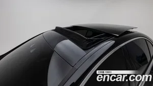 Mercedes-Benz E-Class, 2025 — миниатюра 12