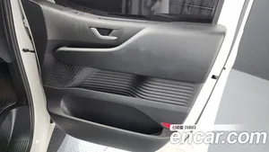 Hyundai Staria, 2023 — миниатюра 30