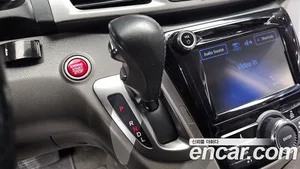 Honda Odyssey, 2016 — миниатюра 9