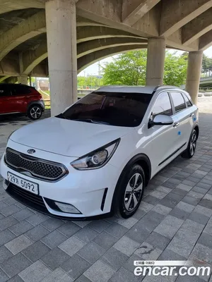 Kia Niro, 2017 — миниатюра 1