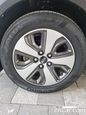 Kia Niro, 2017 — миниатюра 5