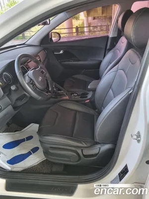 Kia Niro, 2017 — миниатюра 7