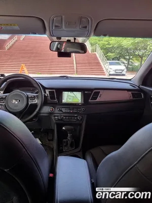 Kia Niro, 2017 — миниатюра 14