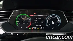 Audi e-tron, 2021 — миниатюра 11