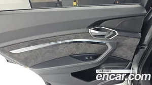 Audi e-tron, 2021 — миниатюра 15