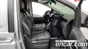 Hyundai Staria, 2023 — миниатюра 16