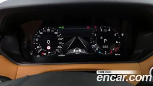 Land Rover Range Rover Velar, 2022 — миниатюра 11