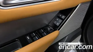 Land Rover Range Rover Velar, 2022 — миниатюра 30