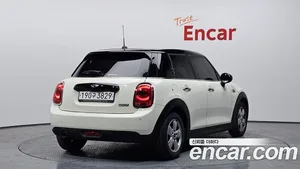 Mini Cooper, 2017 — миниатюра 2