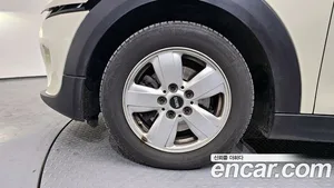 Mini Cooper, 2017 — миниатюра 5