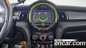 Mini Cooper, 2017 — миниатюра 14