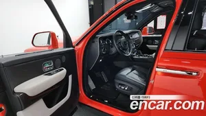 Rolls-Royce Cullinan, 2023 — миниатюра 10