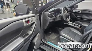 Ford Explorer, 2020 — миниатюра 13