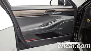 Genesis G90, 2019 — миниатюра 14