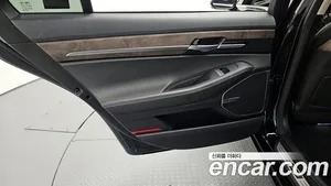 Genesis G90, 2019 — миниатюра 15