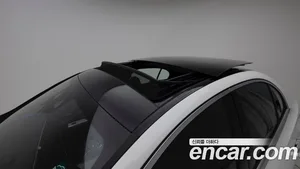 Mercedes-Benz E-Class, 2025 — миниатюра 12