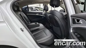 Genesis G70, 2022 — миниатюра 12