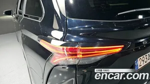 Toyota Sienna, 2023 — миниатюра 9