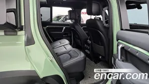 Land Rover Defender, 2023 — миниатюра 17