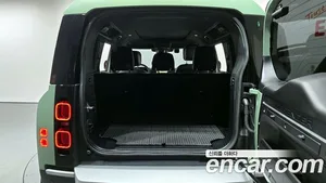 Land Rover Defender, 2023 — миниатюра 25