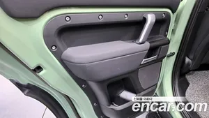 Land Rover Defender, 2023 — миниатюра 15