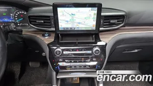 Ford Explorer, 2021 — миниатюра 19