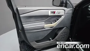 Ford Explorer, 2021 — миниатюра 14