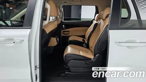Kia Carnival, 2023 — миниатюра 12