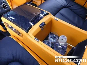 Rolls-Royce Cullinan, 2024 — миниатюра 14