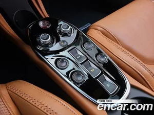 Mclaren GT, 2022 — миниатюра 13