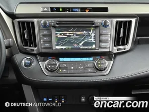 Toyota RAV4, 2015 — миниатюра 14