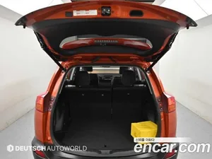 Toyota RAV4, 2015 — миниатюра 19