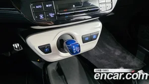 Toyota Prius, 2018 — миниатюра 12