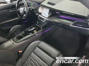 Audi RS e-tron GT, 2022 — миниатюра 19