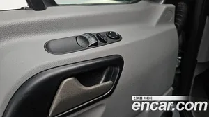 Mercedes-Benz Sprinter, 2017 — миниатюра 21