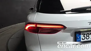 Maserati Grecale, 2023 — миниатюра 9