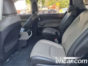 Kia Carnival, 2024 — миниатюра 17