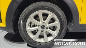Kia Stonic, 2018 — миниатюра 5