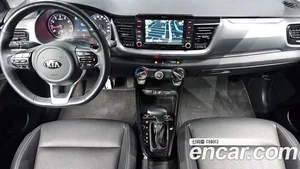 Kia Stonic, 2018 — миниатюра 7