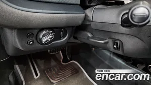 Mini Clubman, 2023 — миниатюра 25