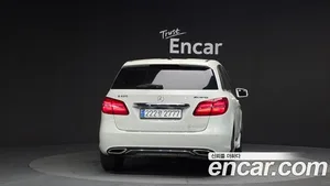 Mercedes-Benz B-Class, 2018 — миниатюра 4