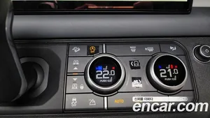 Land Rover Defender, 2022 — миниатюра 18