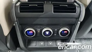 Land Rover Defender, 2022 — миниатюра 38