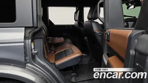 Ford Bronco, 2022 — миниатюра 12