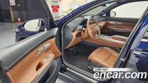 Genesis GV70, 2024 — миниатюра 10